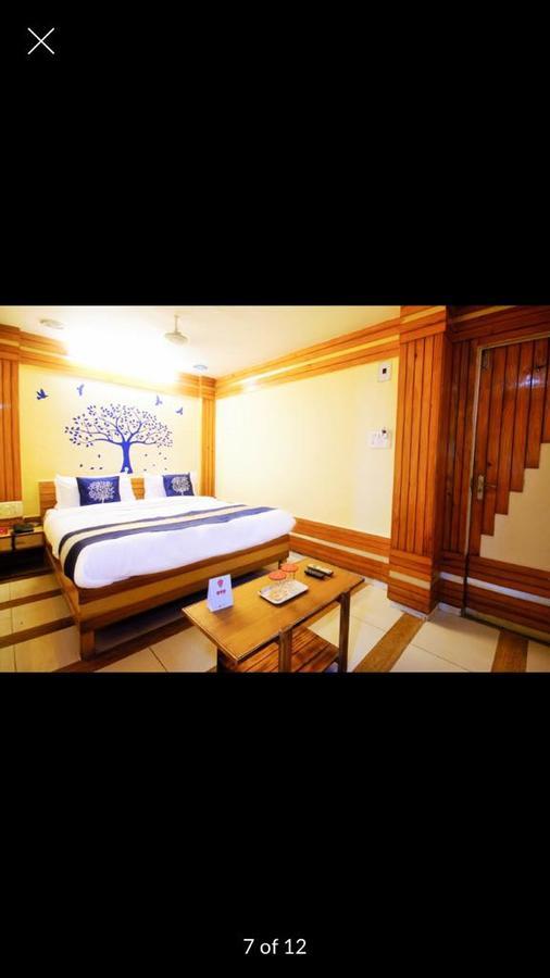Hotel Yellow Lime Ahmedabad Esterno foto